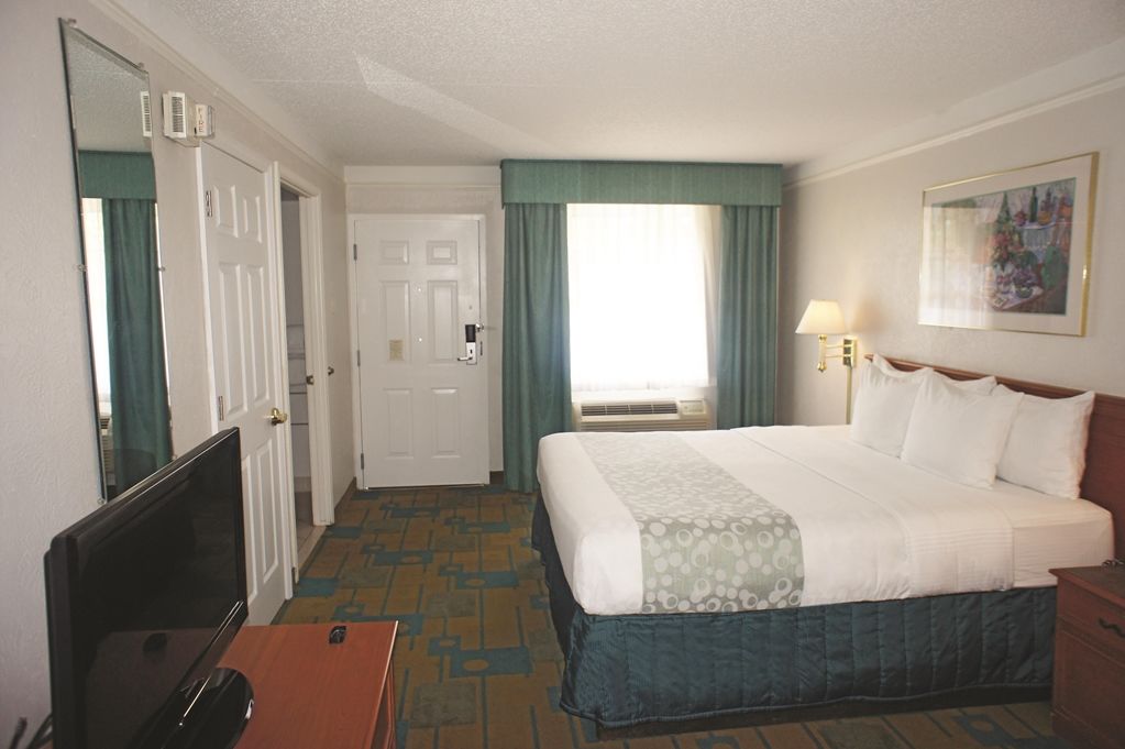 Baymont By Wyndham Jacksonville Orange Park Szoba fotó
